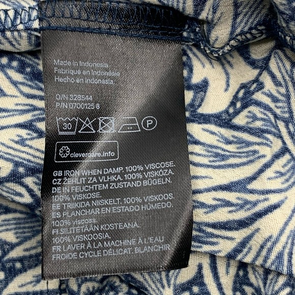 Morris & Co x H&M Long Sleeve Pullover Top Navy/Cream Floral Size 4 NWT - Picture 4 of 10